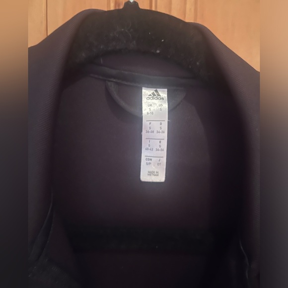 Adidas women’s jacket. Size S - Picture 3 of 4